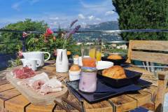 Petit dejeuner exterieur