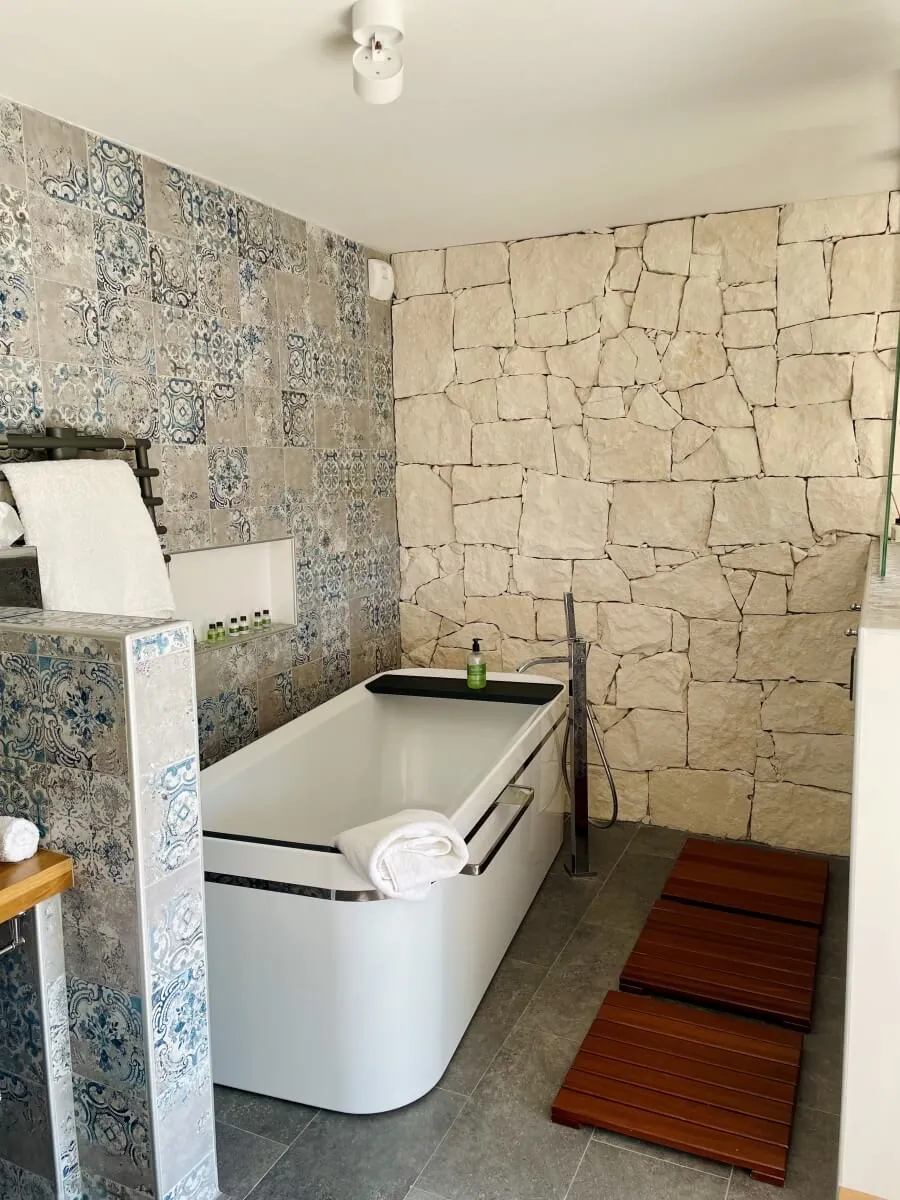 Baignoire – Chambre Double – Baignoire Balnéo, maison d'hôtes L'Escondida à Nice