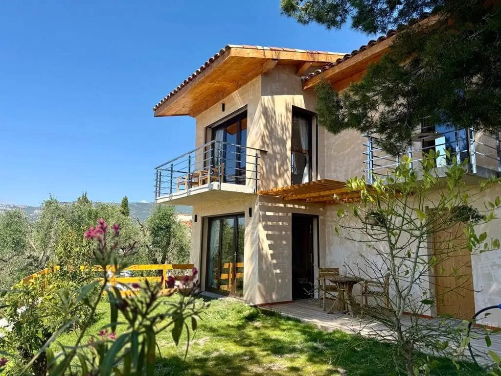 Extérieur et chambres – maison d'hôtes L'Escondida à Nice