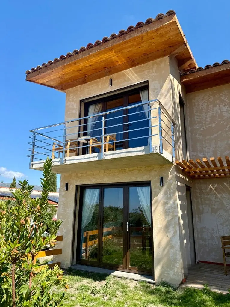 Extérieur et chambres – maison d'hôtes L'Escondida à Nice