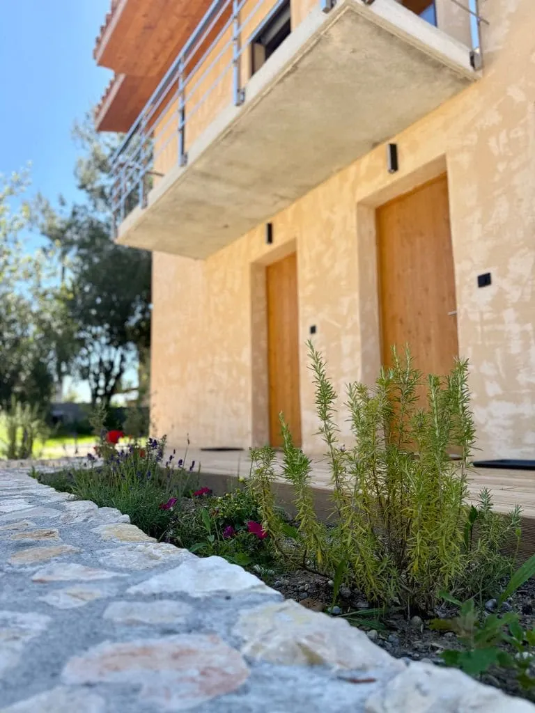Extérieur et chambres – maison d'hôtes L'Escondida à Nice